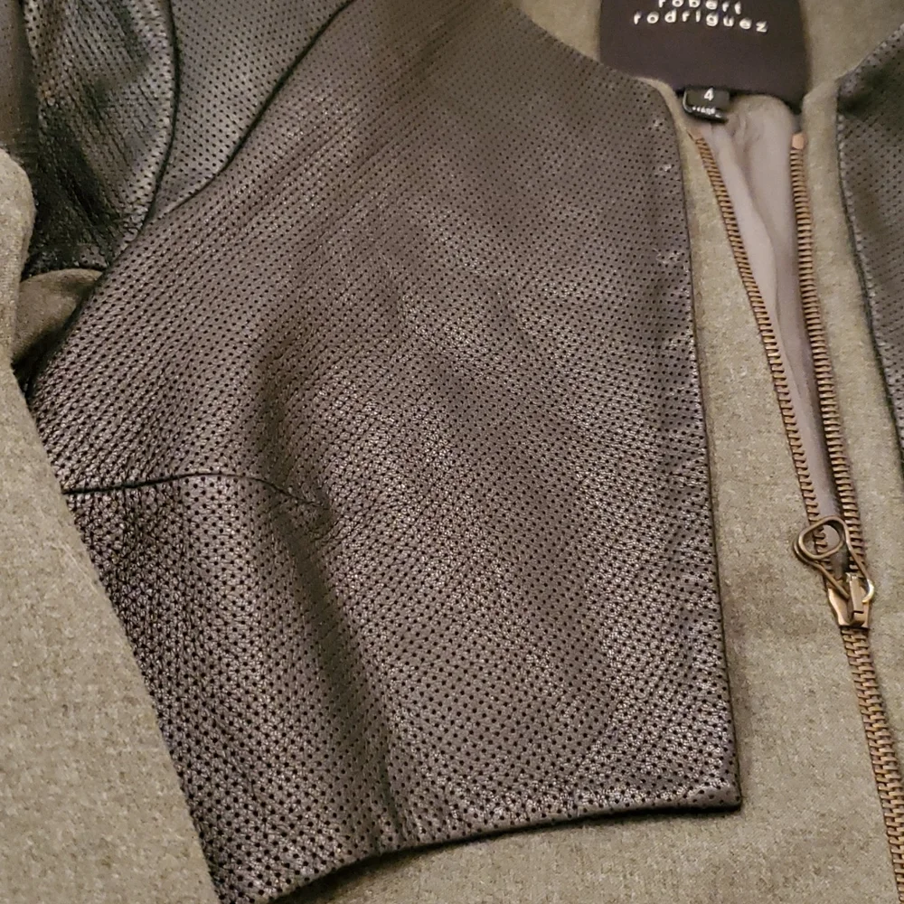 Jacket - Picture 3 of 5